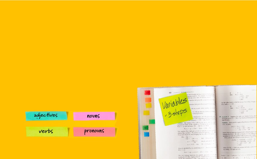 Libro con Post-it®.